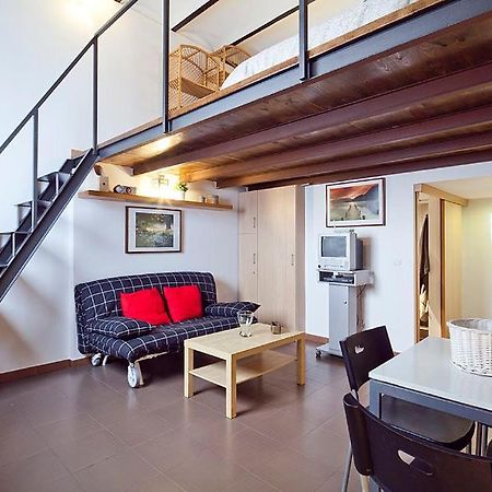 برشلونة Loft Chic Apartments الغرفة الصورة