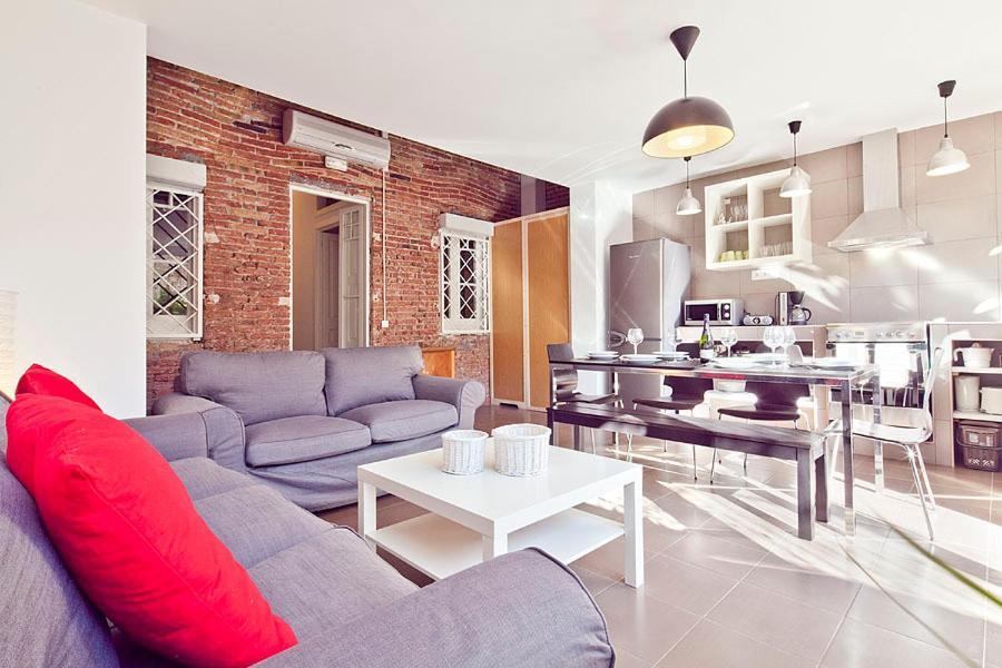 برشلونة Loft Chic Apartments الغرفة الصورة